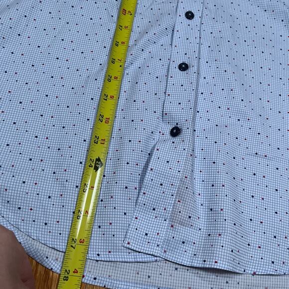 Robert Graham Short Sleeve Shirt Dot Pattern Over Grid Floral Flip Size Small - Picture 7 of 12